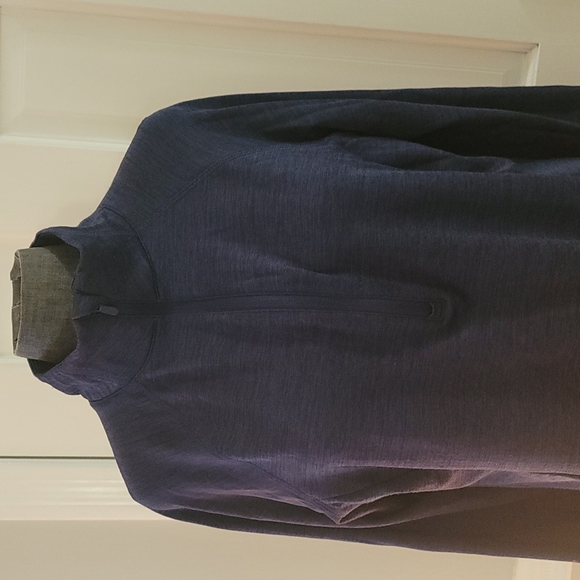 Avia Athletic Sweater. Navy Blue Size L - Picture 5 of 5